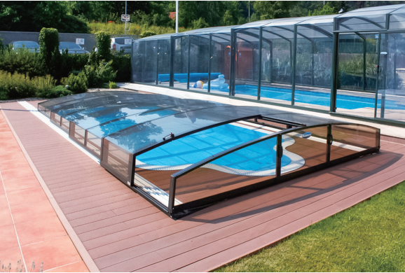 私家室外游泳池遮陽(yáng)